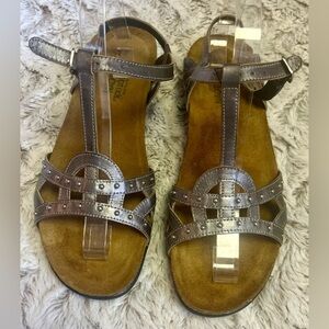 Naot Women's Elinor Leather Strappy
Studded Sandals Gunmetal/Pewter 
Size 9.5